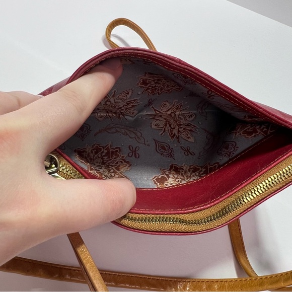 HOBO Darcy Convertible Crossbody/Wristlet - fuschia - Picture 7 of 15